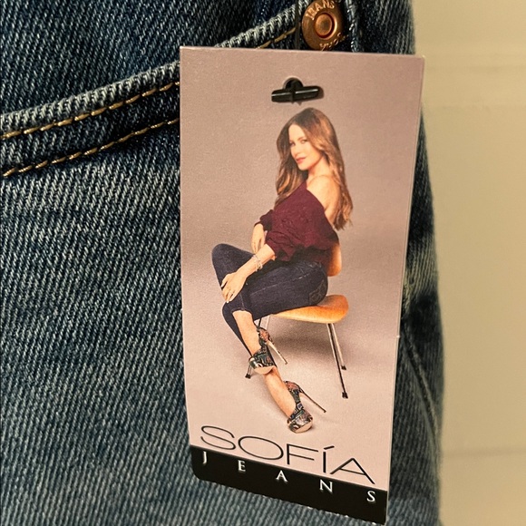 Women’s Barrel mid-rise Jeans from Sofia by Sofia Vergara size 6 midwash NWT - Picture 9 of 12